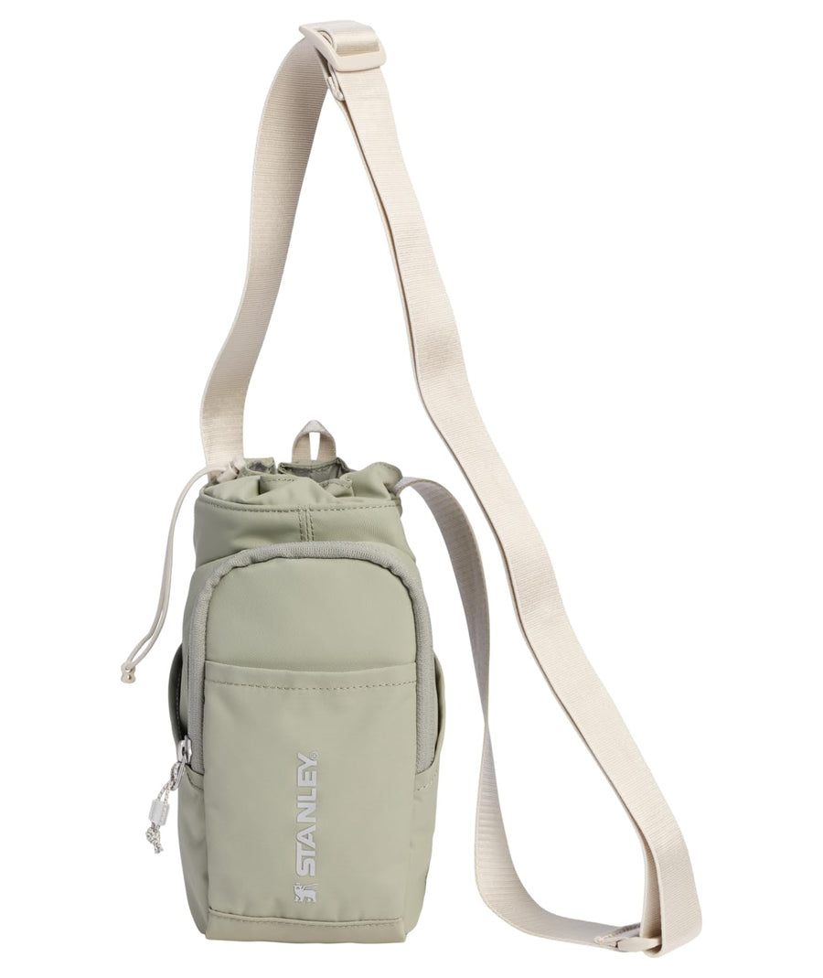 STANLEY Vitalize Bag | Hydration Bag with Drinkware Compartment | Adjustable Strap | Multiple Storage Pockets | Durable Recycled Fabric