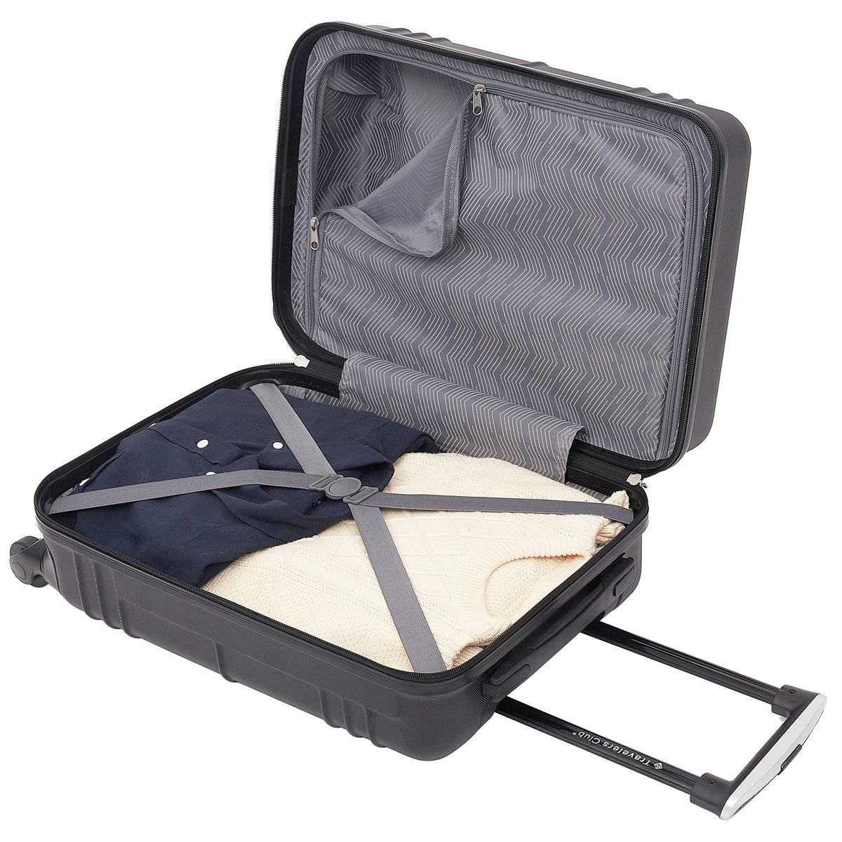 Travelers Club 22" Richmond Spinner Carry-on Luggage